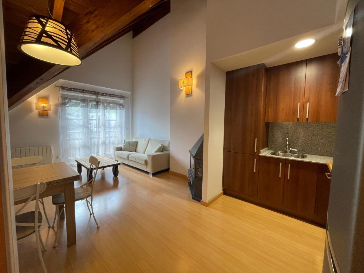 Appartamento B31 - Urb. La Coma 3º - Villmor Benasque Esterno foto